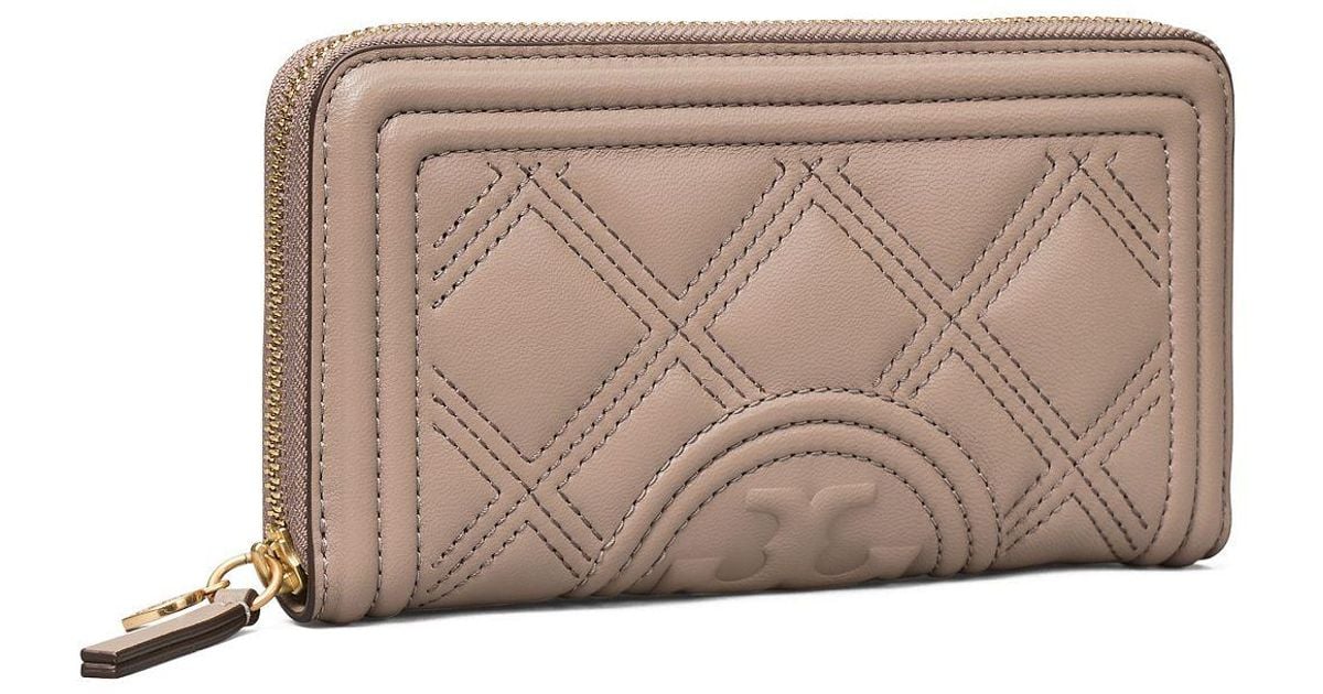 Tory Burch Fleming Soft Zip Continental Wallet in Gray - Lyst