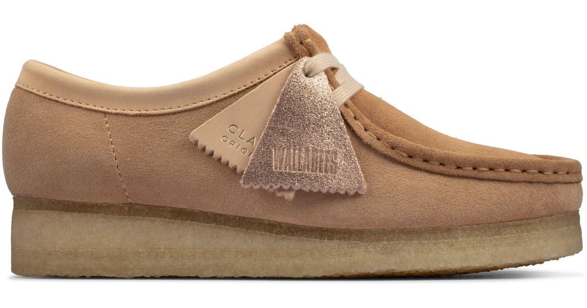 tan wallabees