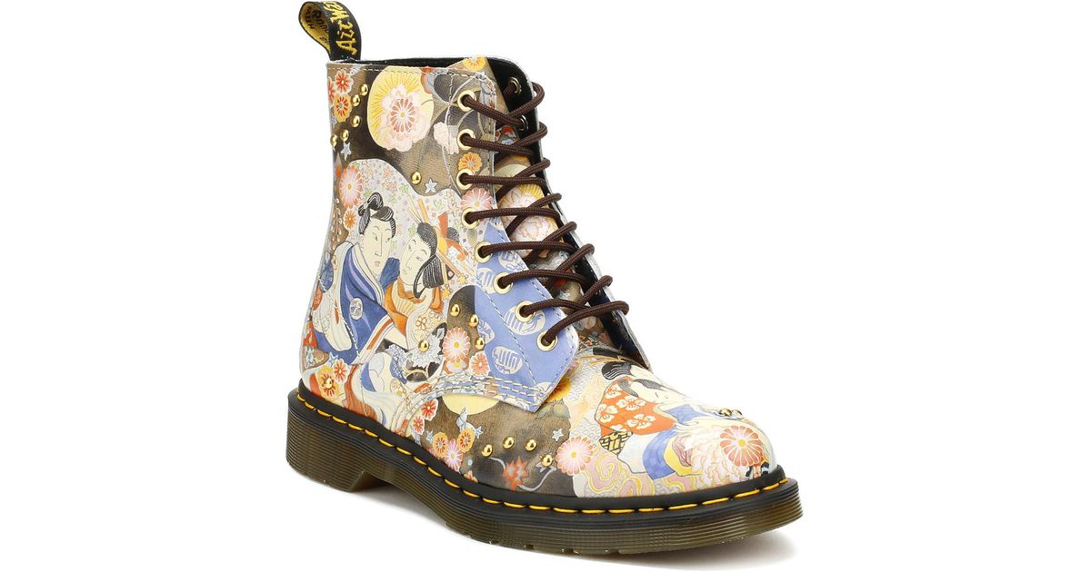 dr martens art boots