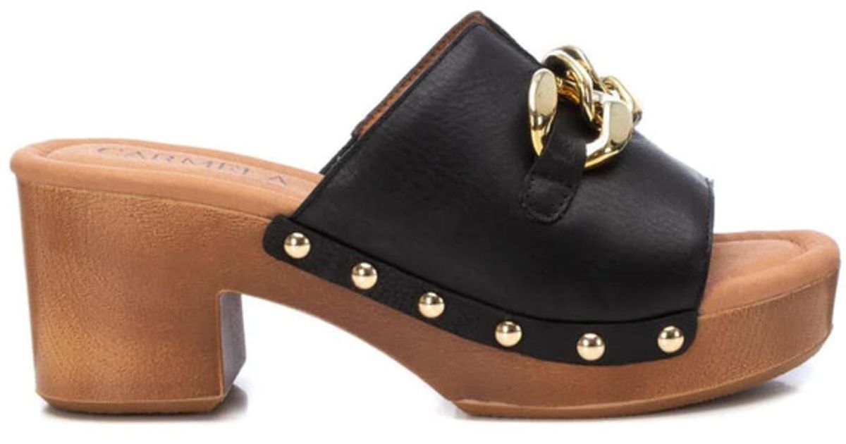 Carmela Leather Clog Sandals in Black Lyst