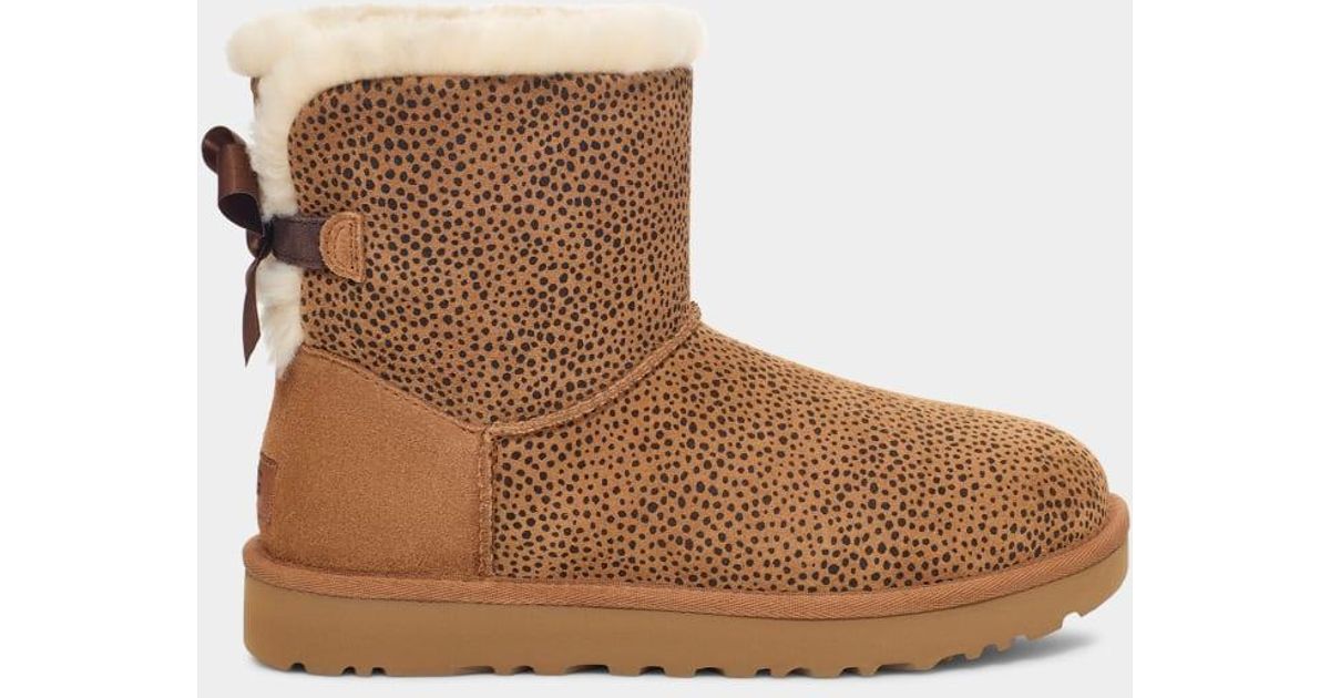 UGG Women's Bailey Bow Micro Cheetah Bailey Bow Micro Cheetah in Brown