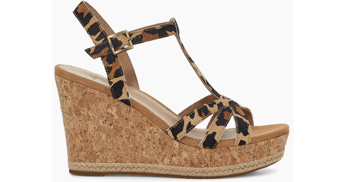 UGG Melissa Leopard Sandalen mit Keilabsatz in Braun | Lyst DE