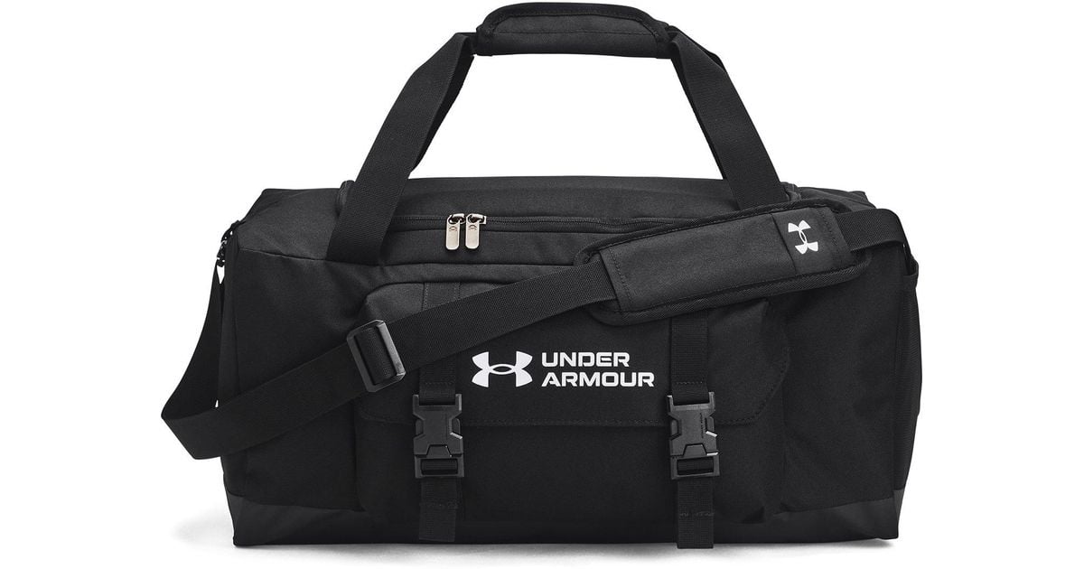 Black under armour outlet duffle bag