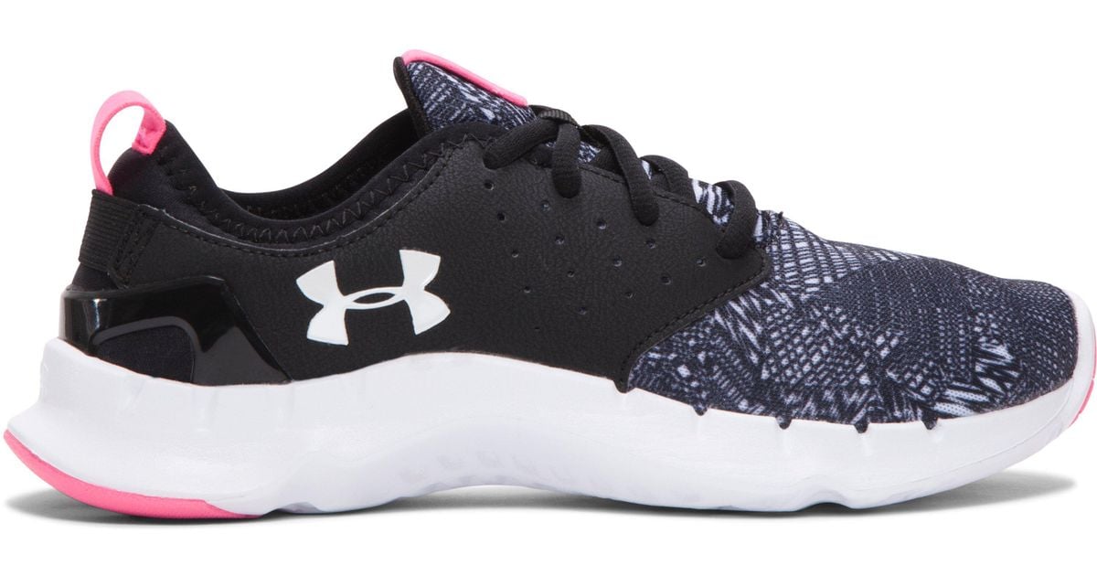 Ua Flow Criss Cross Running Shoes 