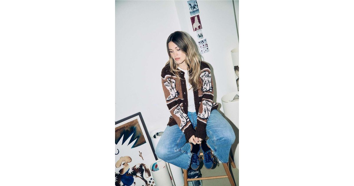 urban-outfitters-x-tuftluck-