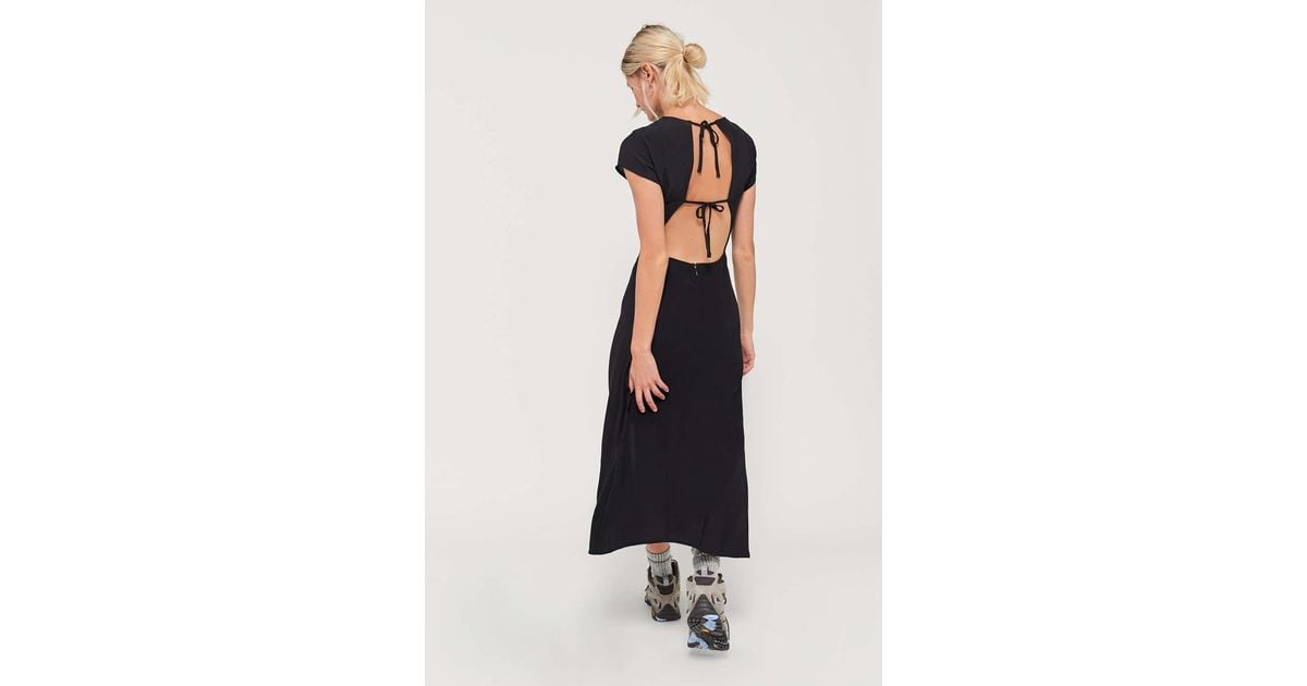 Urban Outfitters Uo Lindsey Cap sleeve Midi Dress in Black Lyst