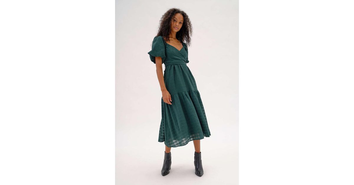 Astr Sonnet Puff Sleeve Midi Dress in 