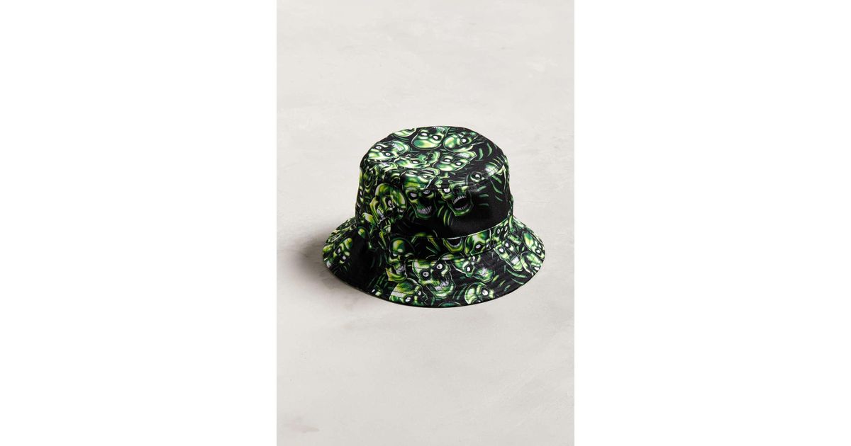 skull pile bucket hat