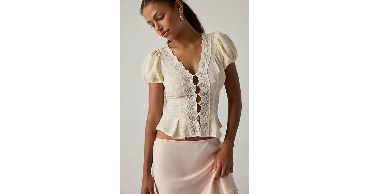 Kimchi Blue Aurelia Lace Trim Puff Sleeve Blouse in Natural | Lyst