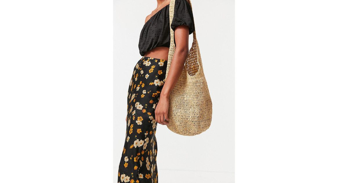 slouchy straw tote bag