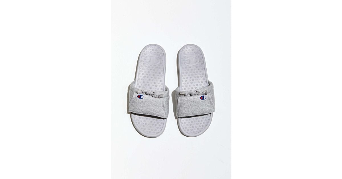 Champion slides hotsell urban outfitters