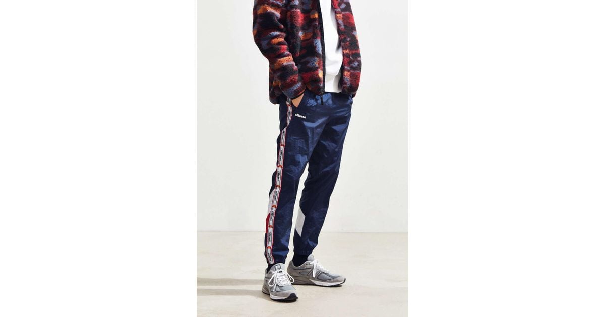 ellesse avico wind pant