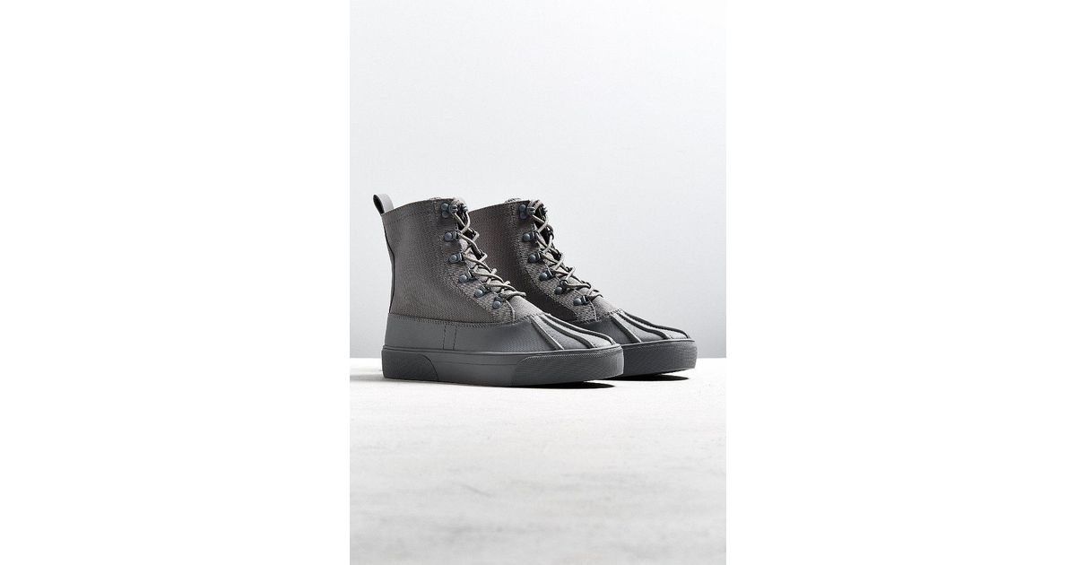 urban outfitters duck boots