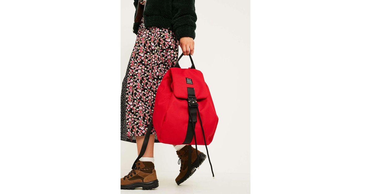 uo hiking buckle backpack