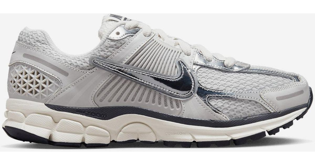 Nike Zoom Vomero 5 Photon Dust Sneakers Man in Grey | Lyst UK