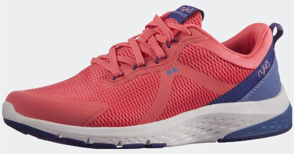 sports shoes for men under 600