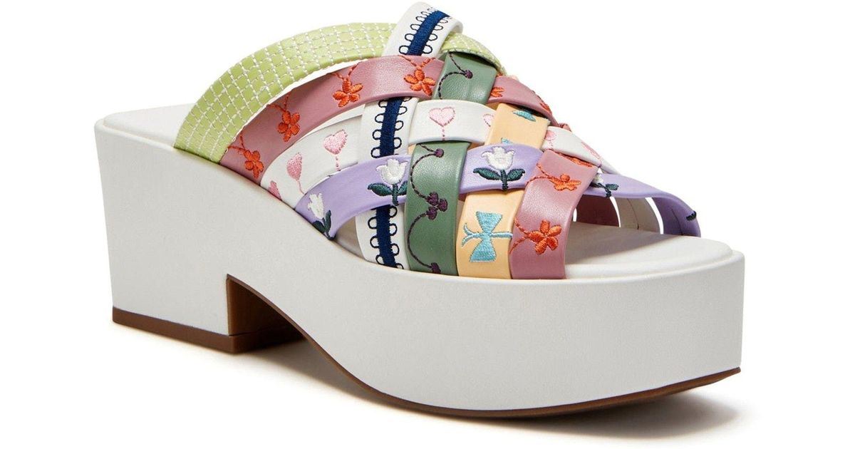 Katy Perry The Busy Bee Criss Cross Slide in White Lyst