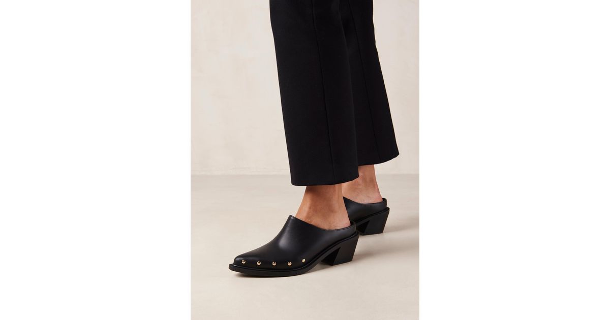 Alohas Lorenzo Leather Mules in Black Lyst