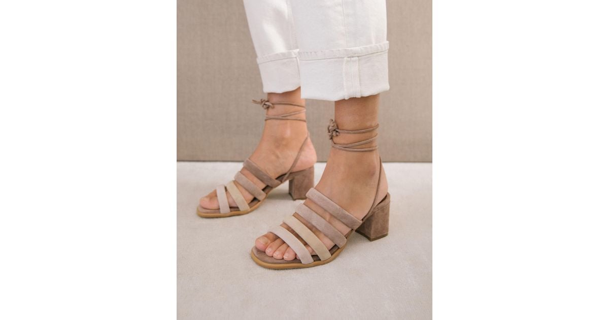 Alohas Letizia Sandal in Natural Lyst