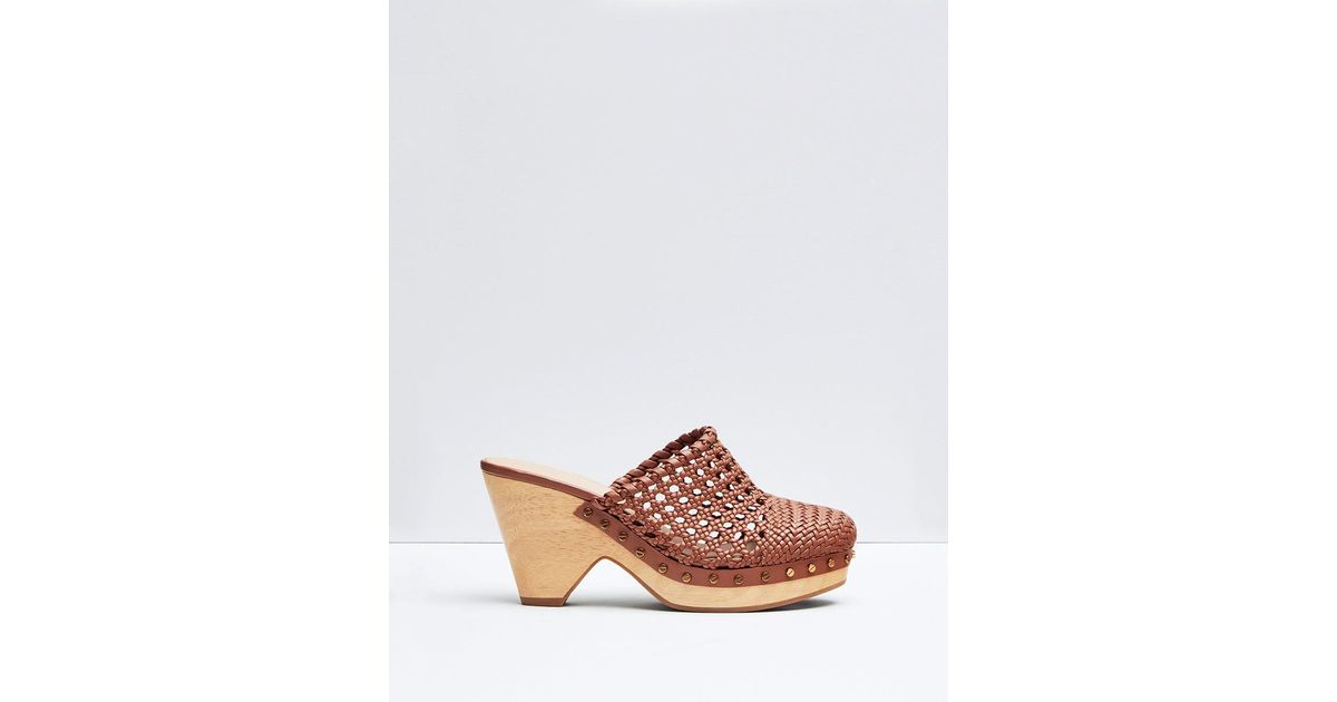veronica beard hannalee clog