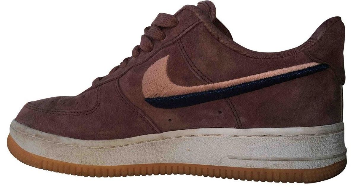 nike air force 1 burgundy suede