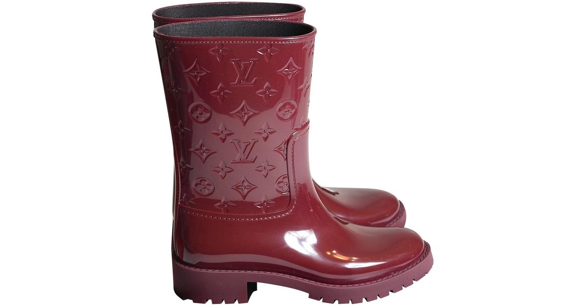 burgundy rain boots