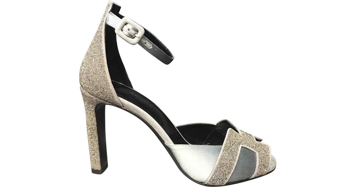 hermes high heels