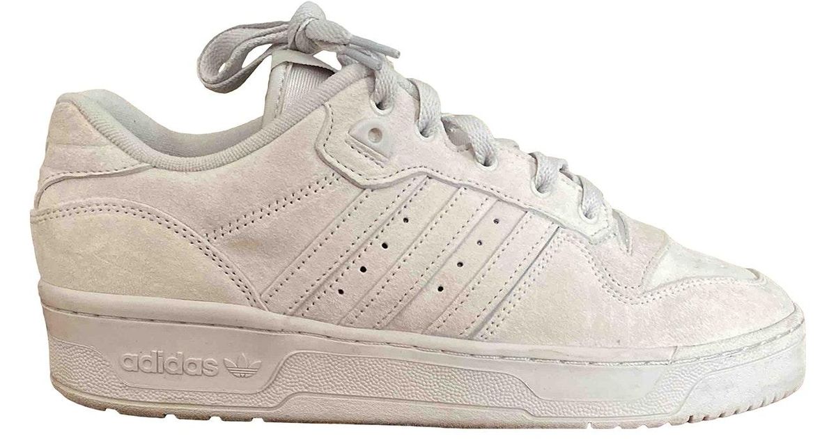 adidas tan sneakers