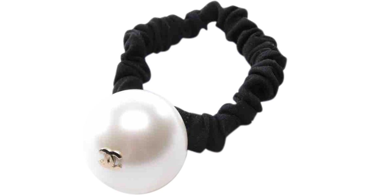 Chanel Pearl Hair Accessory In Black Lyst