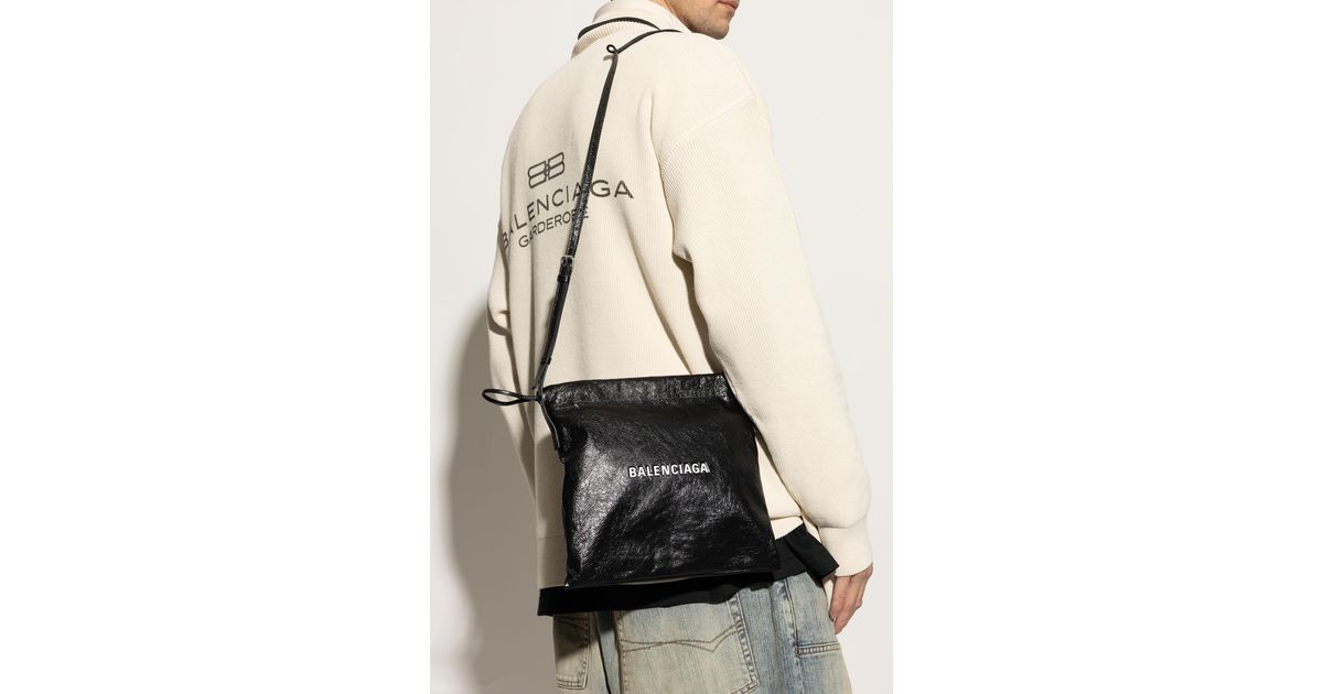 【関税・送料無料】Balenciaga Shoulder Bag Dust Balenciaga Shoulder Bag Dust in Natural for Men | Lyst
