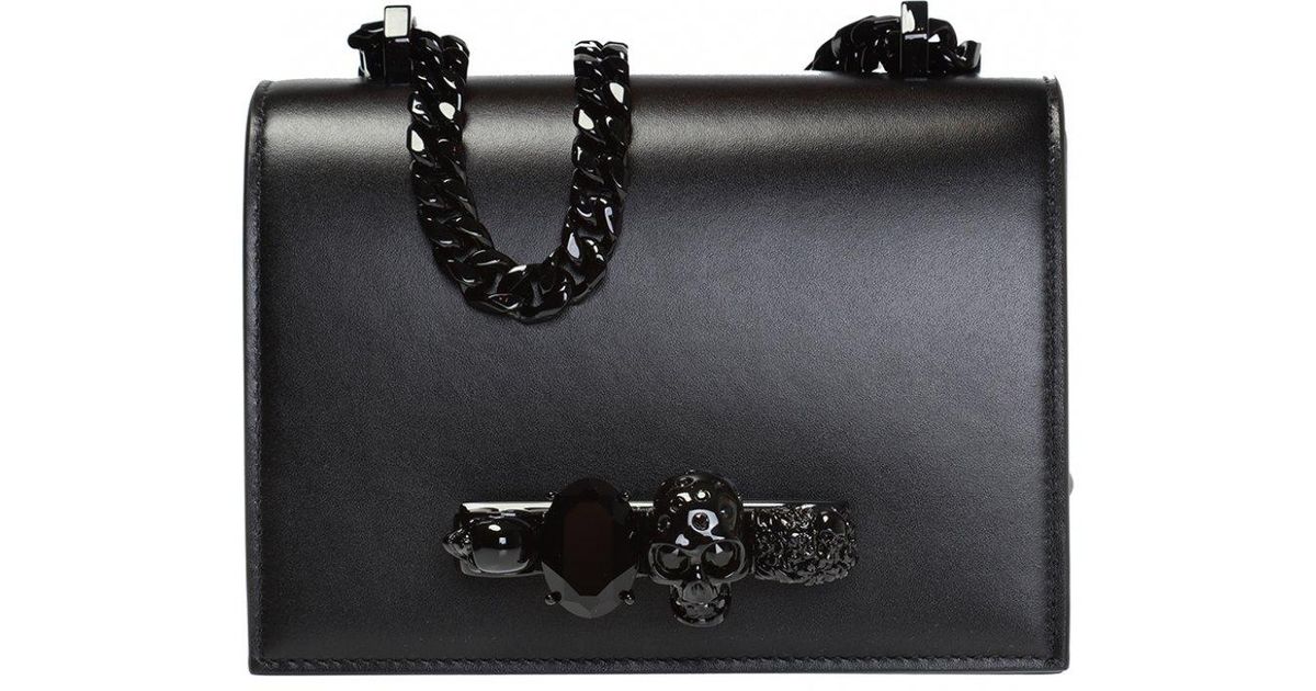 Alexander McQueen Leather Ringadorned Shoulder Bag in Black Lyst