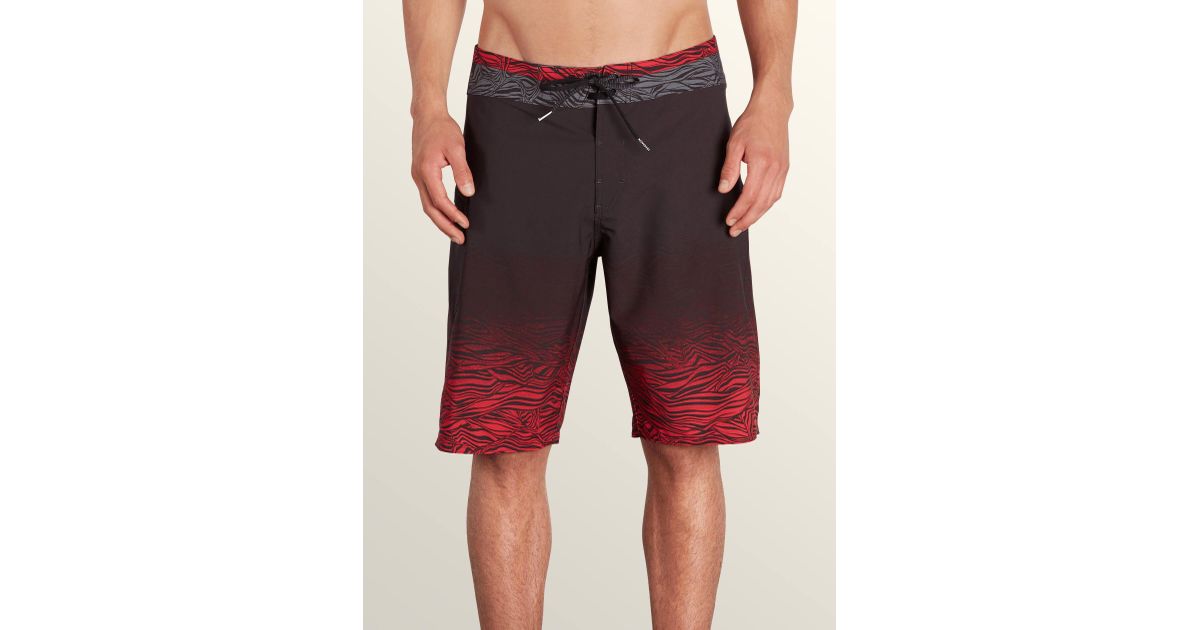 mens nike shorts woven