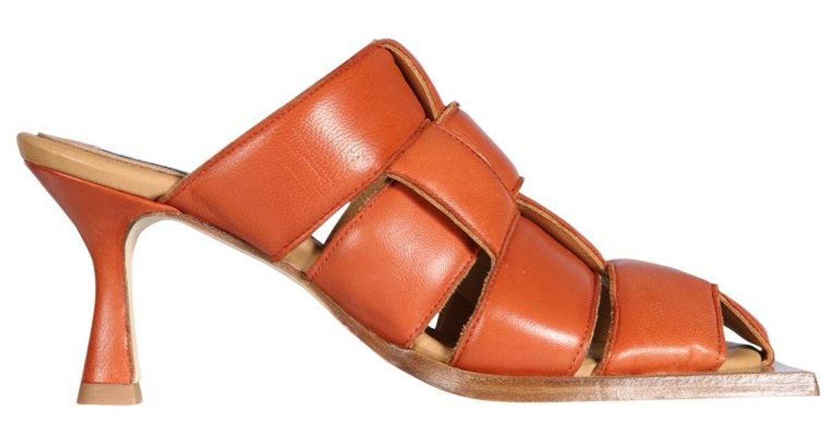 サンダル・ミュール miista SS22 MULE MAYTE BRICK SANDALS (MI_3729_BROWN) Miista Mule Mayte Brick Sandals in Brown | Lyst