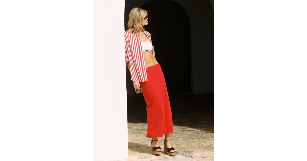 maxi in red