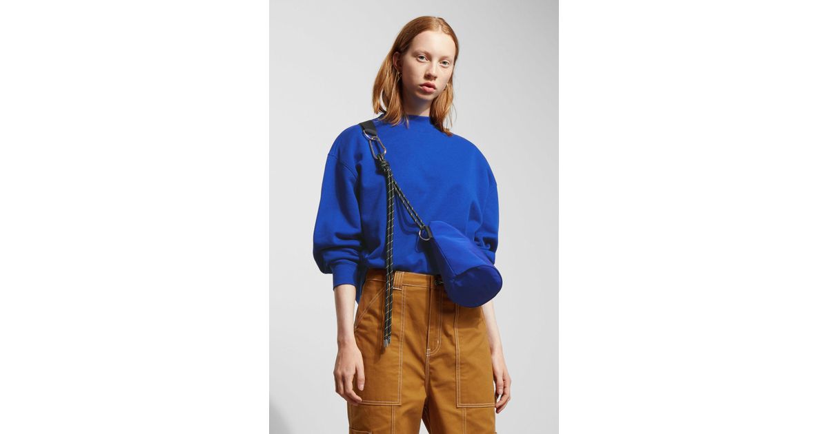 huge cropped sweatshirt