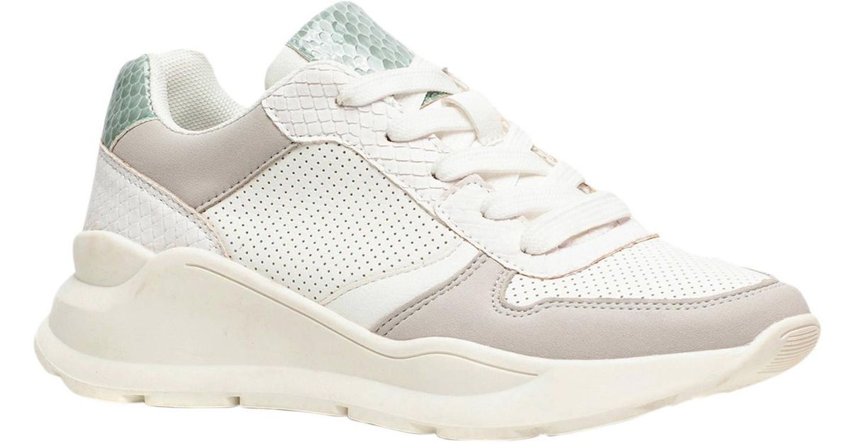 Scapino Sneakers in het Wit - Lyst