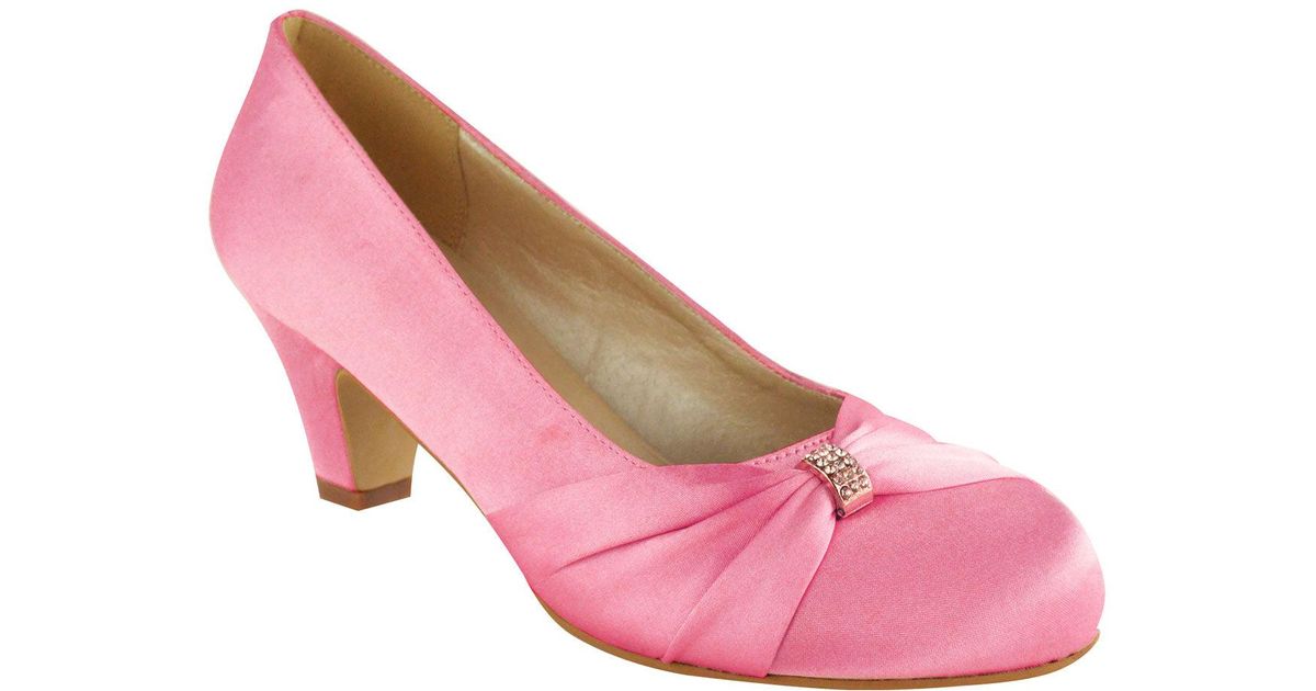 Where's That From Kairi Low Heel Court Shoes With Close Toe in Pink ...
