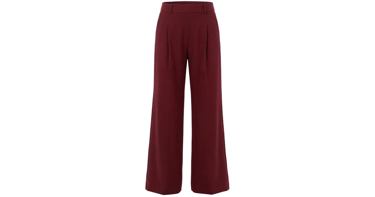 Aggi AGGI by HALEWSKI Stella Burgundy Trousers in Red | Lyst