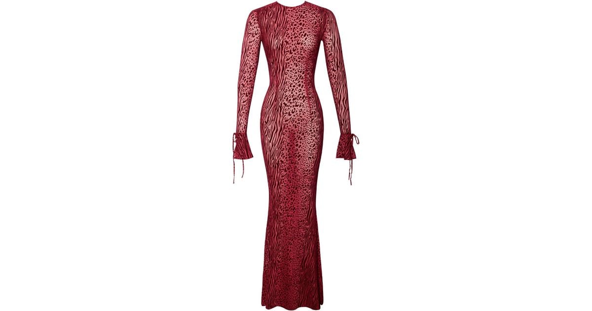 Miss Circle New York Waylynn Burnout Velvet Detail Mesh Backless Maxi Dress in Red | Lyst UK Miss Circle New York Waylynn Burnout Velvet Detail Mesh Backless Maxi Dress in Red | Lyst UK