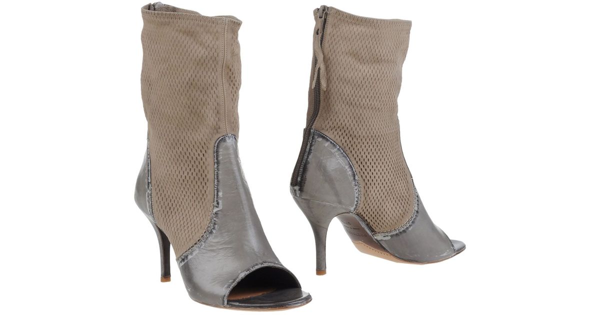 grey and turquoise sperry duck boots