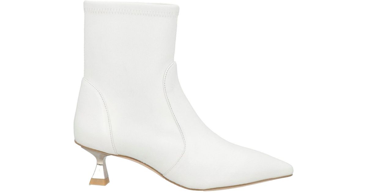 Stuart Foot Stuart Weitzman Ankle Boots Leather in White | Lyst