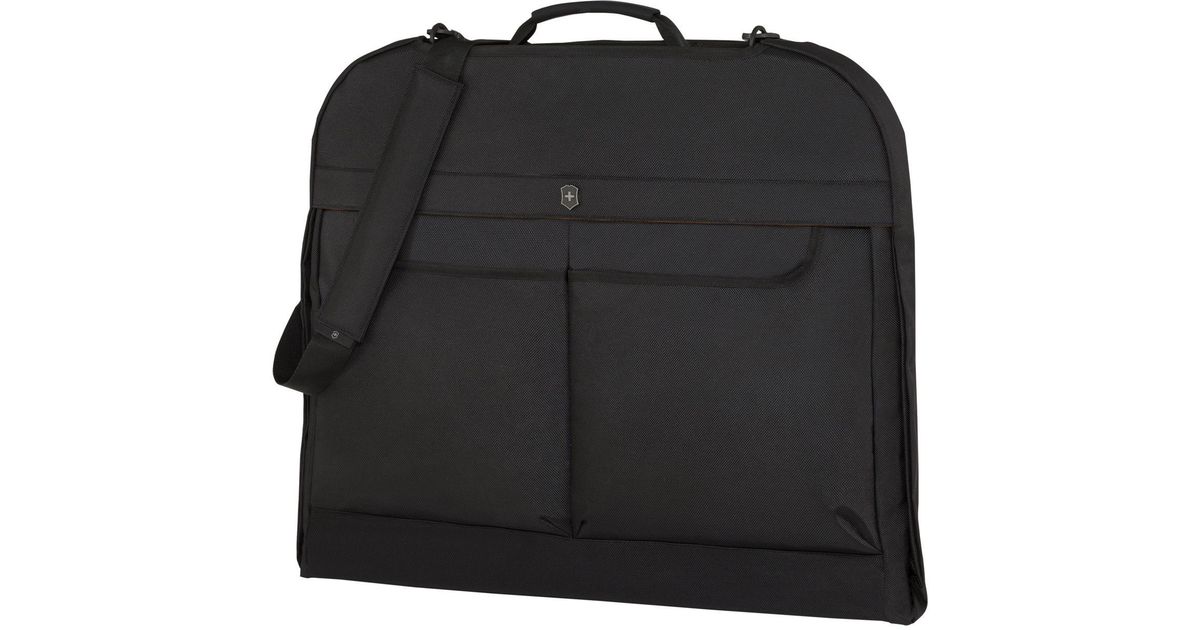 victorinox suit carrier