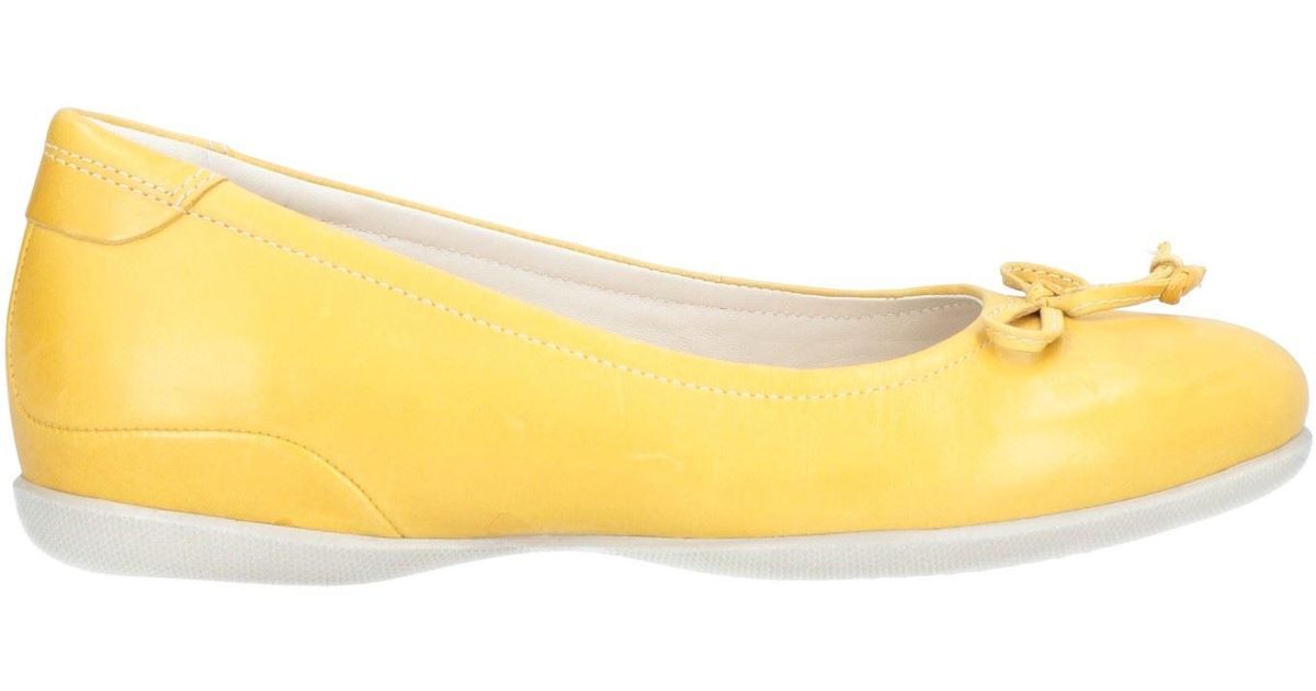 Ecco Ballet Flats in Yellow | Lyst