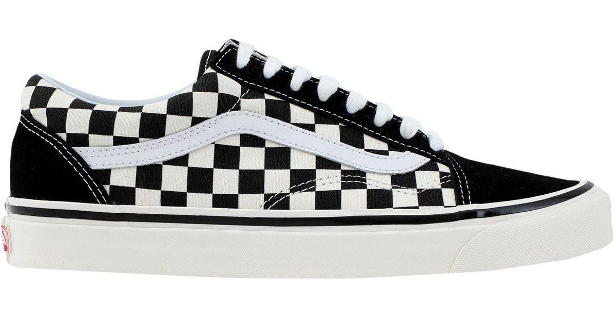 who sells vans tennis shoes