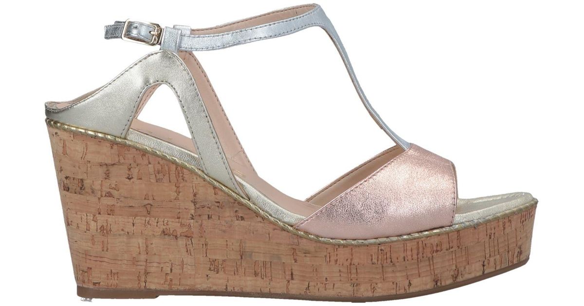 unisa sandals