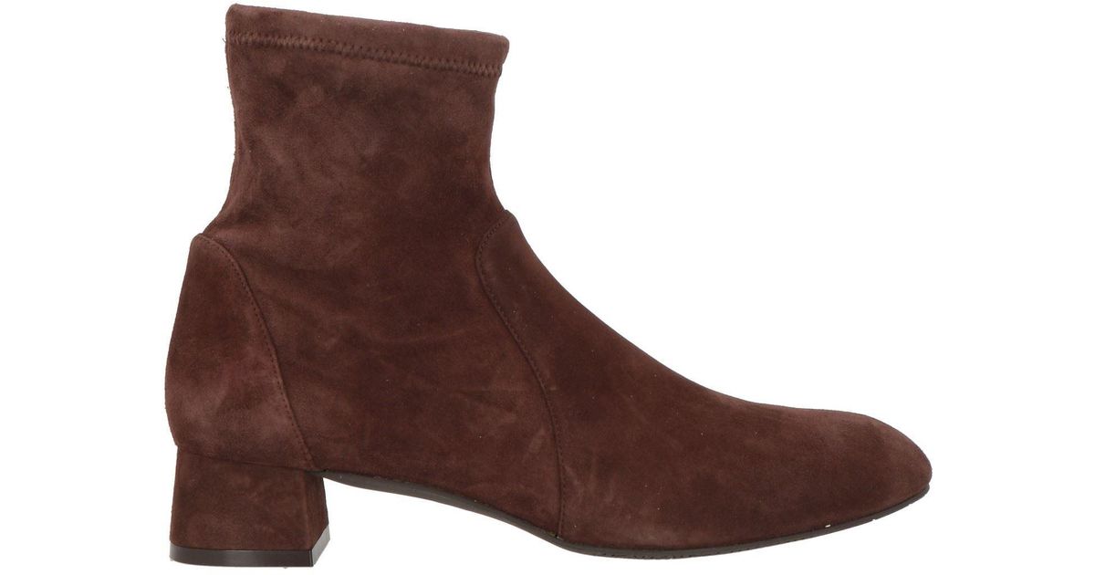 Stuart Foot Stuart Weitzman Chocolate Ankle Boots Leather in Brown | Lyst