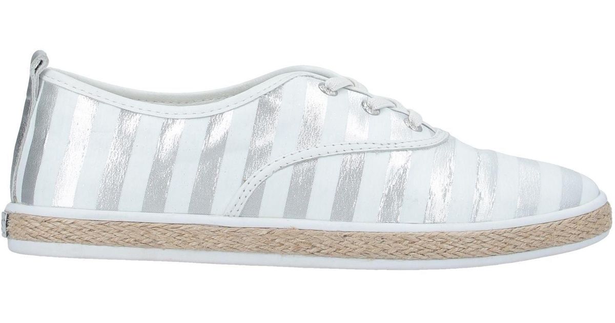 guess silver shoes