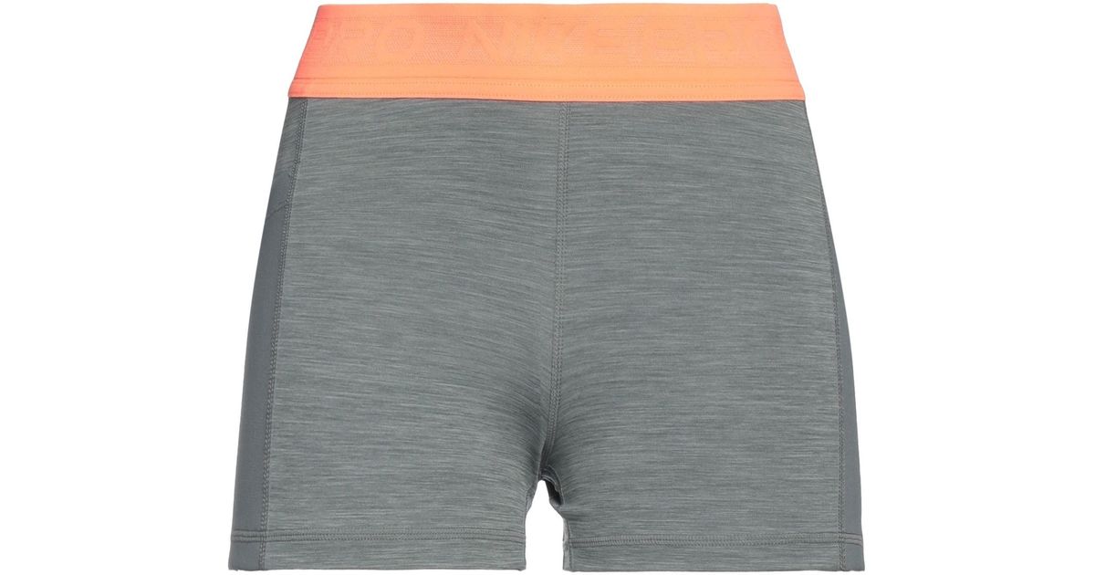 Nike Shorts & Bermuda Shorts in Gray | Lyst