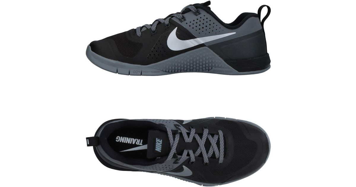 nike low tops mens