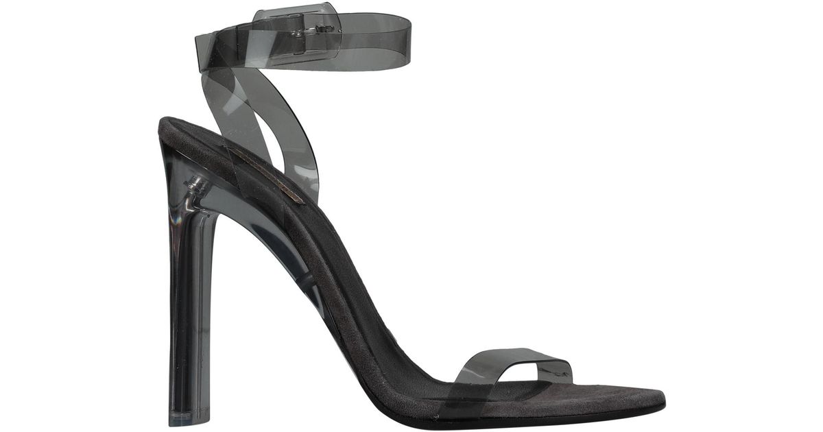 yeezy flip flop heels